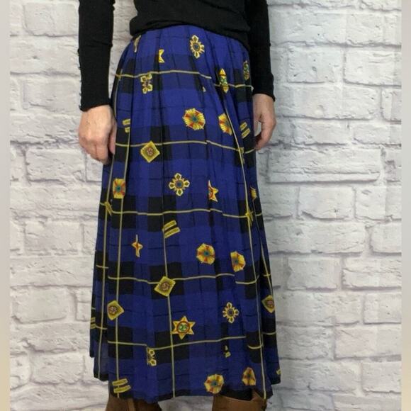 Vintage Chaus plaid and medallion skirt - Picture 2 of 7